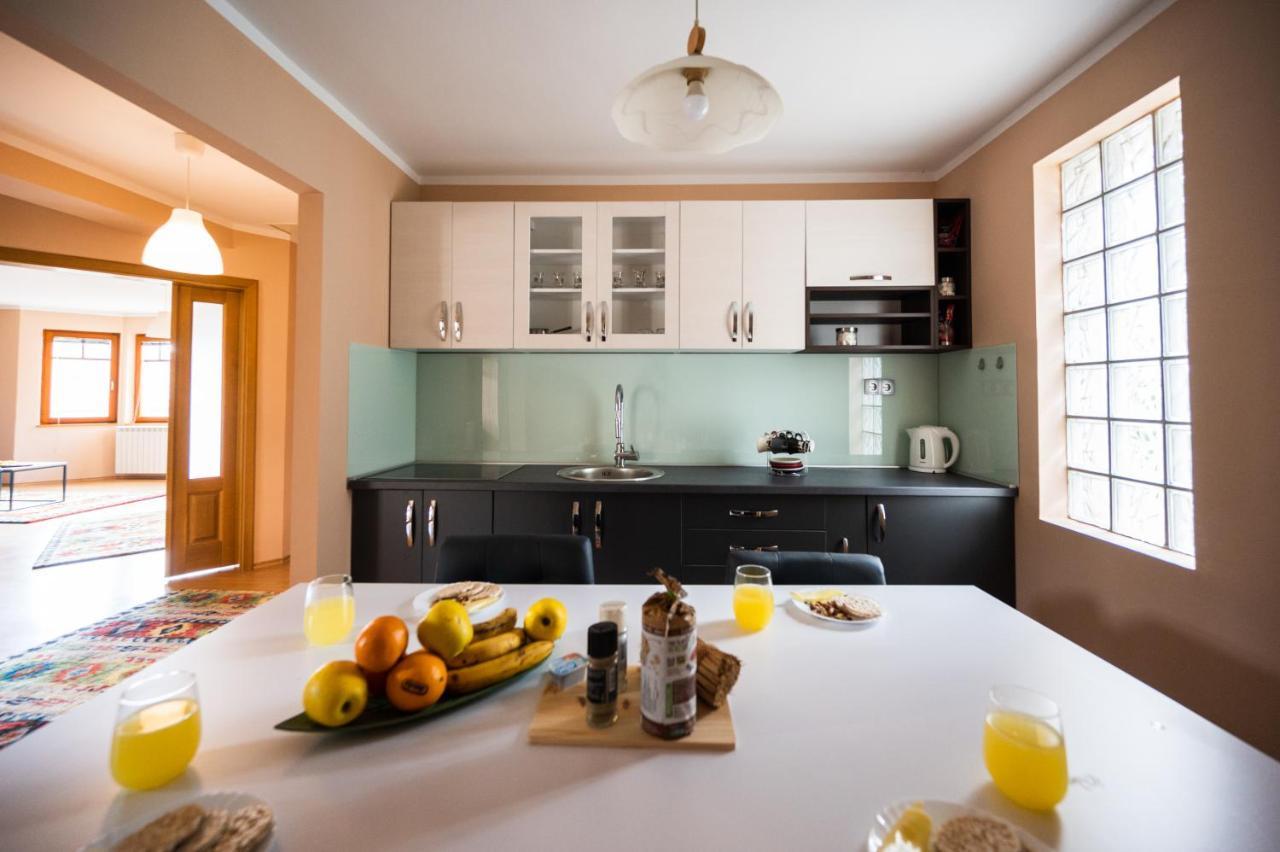 Duplex Apartment For Up To 12 People- Old Town 塞拉耶佛 外观 照片