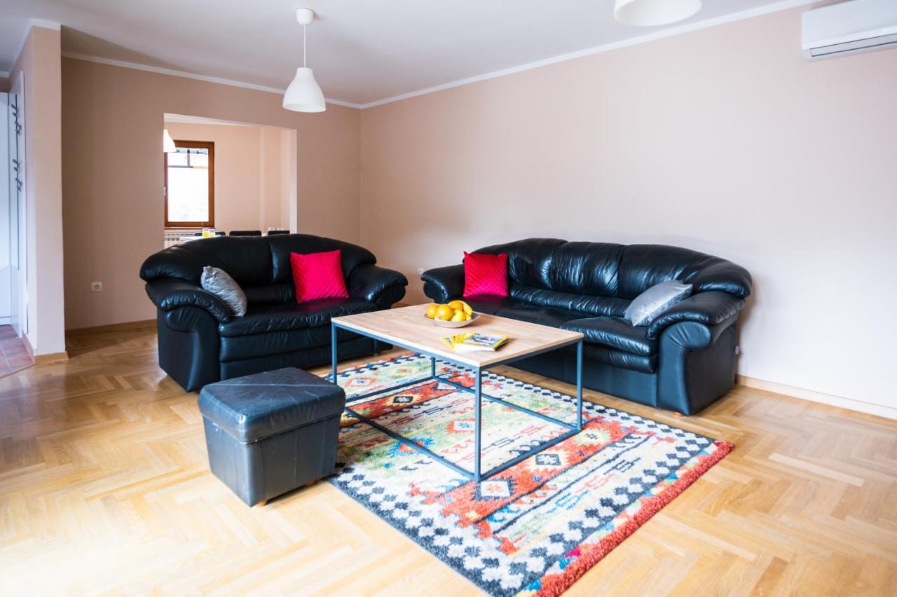 Duplex Apartment For Up To 12 People- Old Town 塞拉耶佛 外观 照片