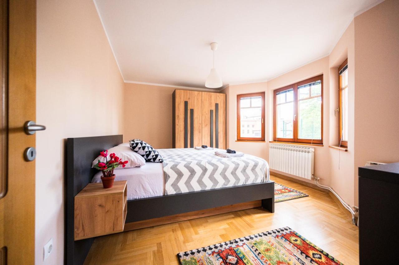 Duplex Apartment For Up To 12 People- Old Town 塞拉耶佛 外观 照片
